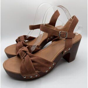 Torrid Wood Knot Platform Heel Sandals Women Size 12WW Brown Fabric Dressy Shoe